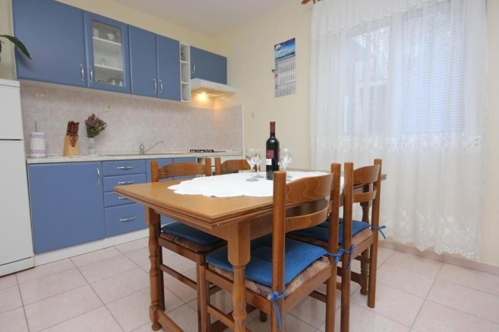 Apartments Zoki - Great Location Close To The Sea 维斯 外观 照片